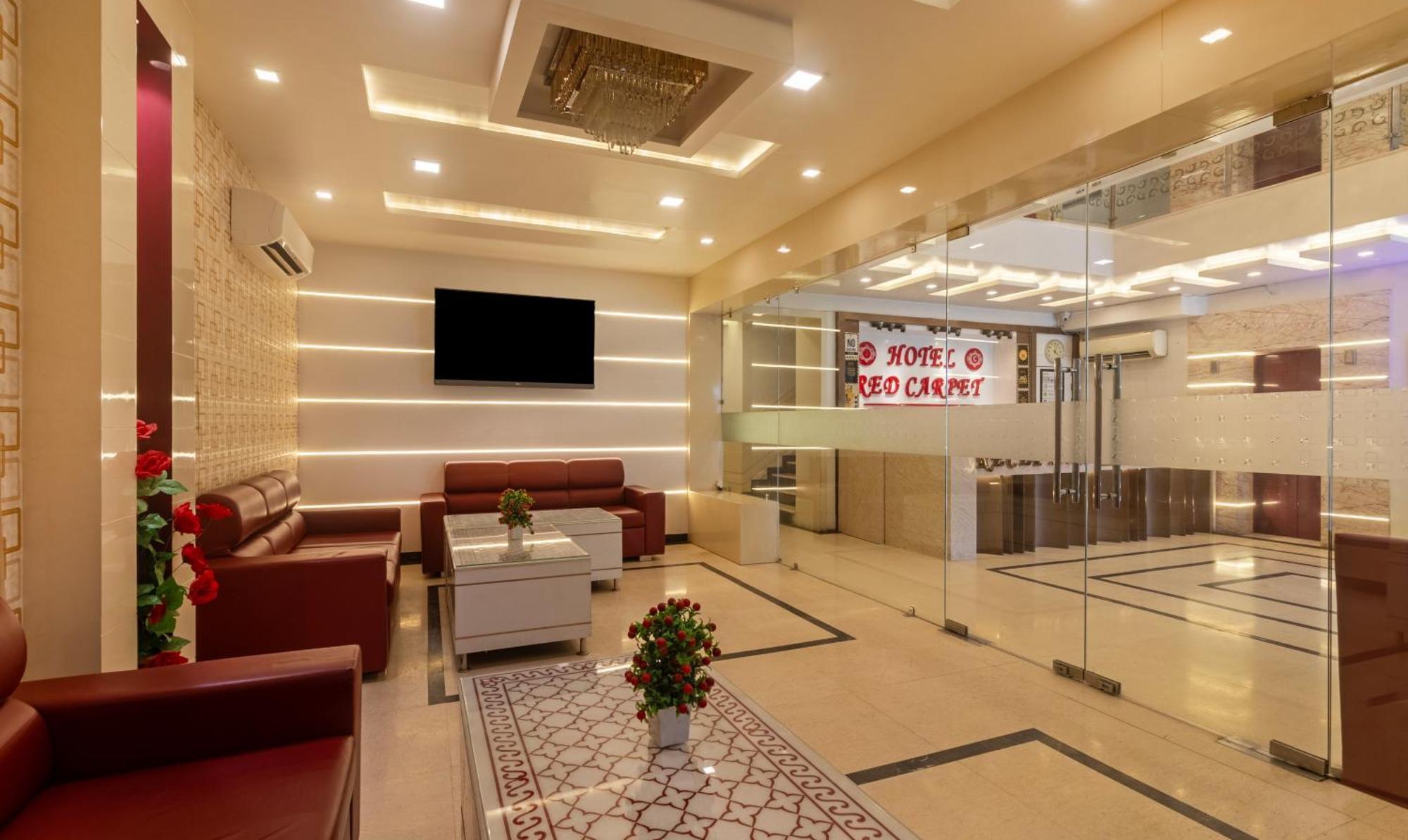 Treebo Empire Red Carpet, Near Taj Mahal Hotel Agra  Exterior foto