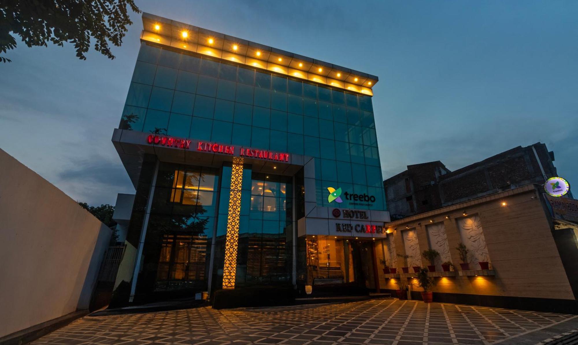 Treebo Empire Red Carpet, Near Taj Mahal Hotel Agra  Exterior foto